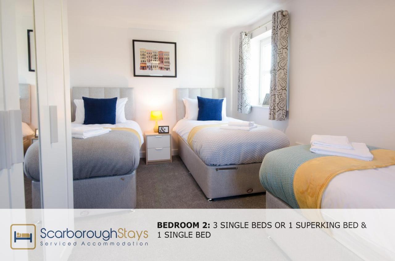 Hibernia Place, 3 Bedroom Townhouse With Patio & Seating Area - Free Parking สการ์โบโรห์ ภายนอก รูปภาพ