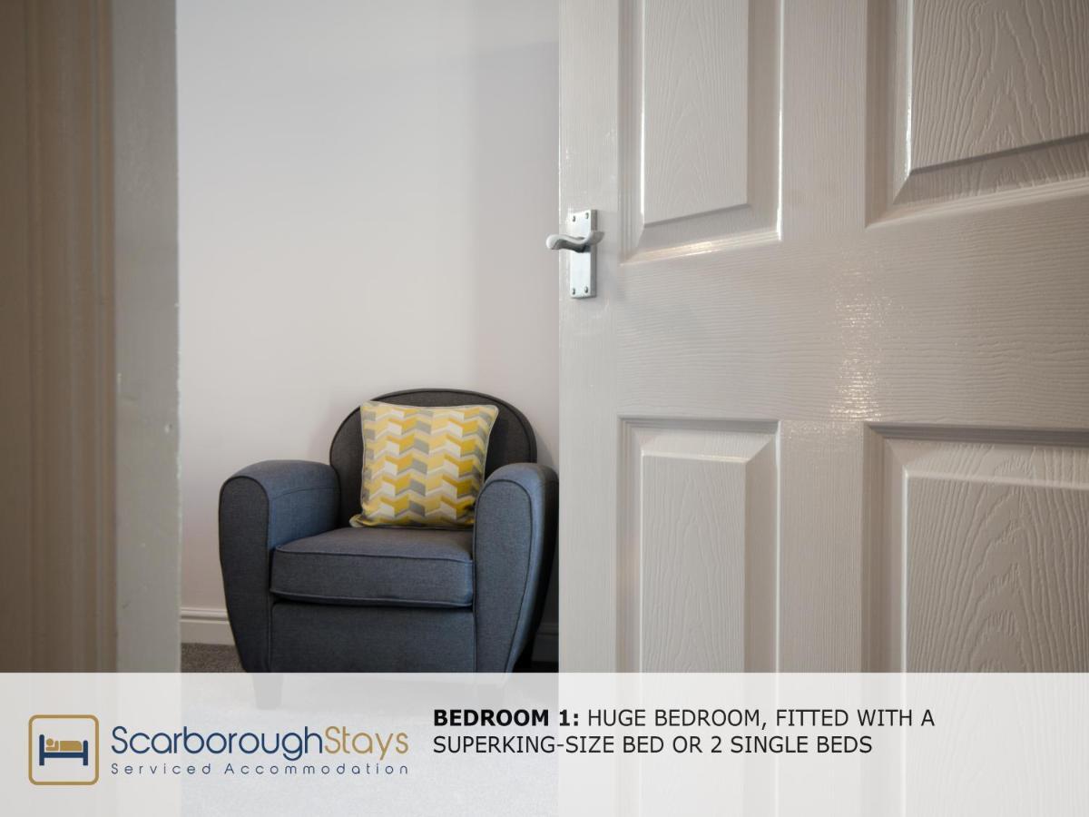 Hibernia Place, 3 Bedroom Townhouse With Patio & Seating Area - Free Parking สการ์โบโรห์ ภายนอก รูปภาพ