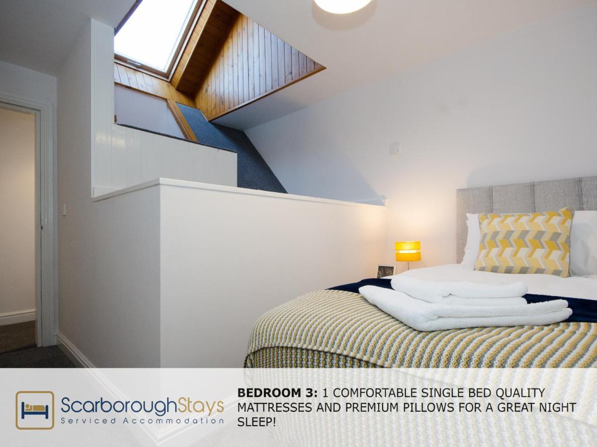 Hibernia Place, 3 Bedroom Townhouse With Patio & Seating Area - Free Parking สการ์โบโรห์ ภายนอก รูปภาพ